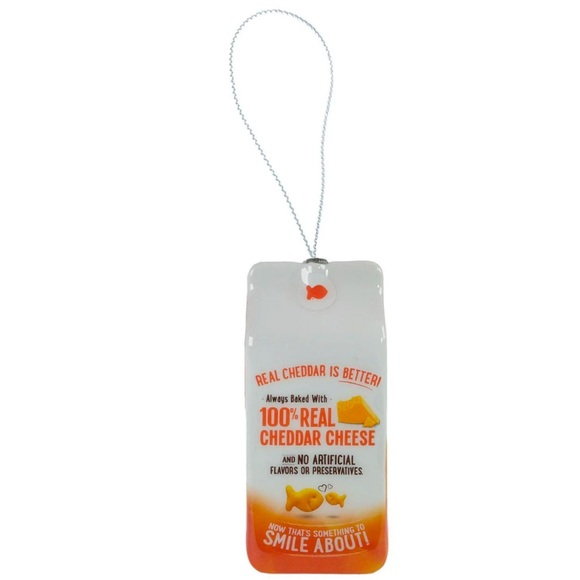 Goldfish Cheddar Baked Crackers Ornament NWT! - Picture 3 of 8